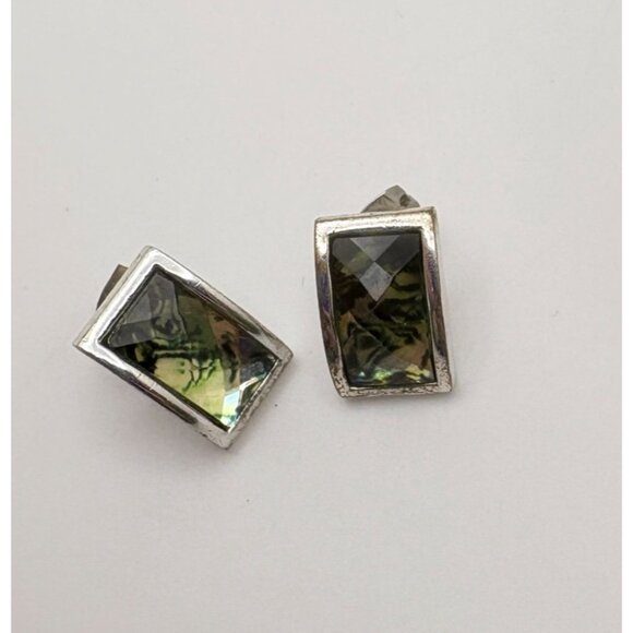 Vintage Silver Tone Green Faceted Earrings Rectangular Stud - Picture 5 of 7
